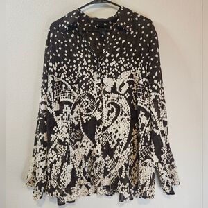 Lane Bryant Espresso And Cream Crinkle V-Neck Button Down Blouse Size 18/20